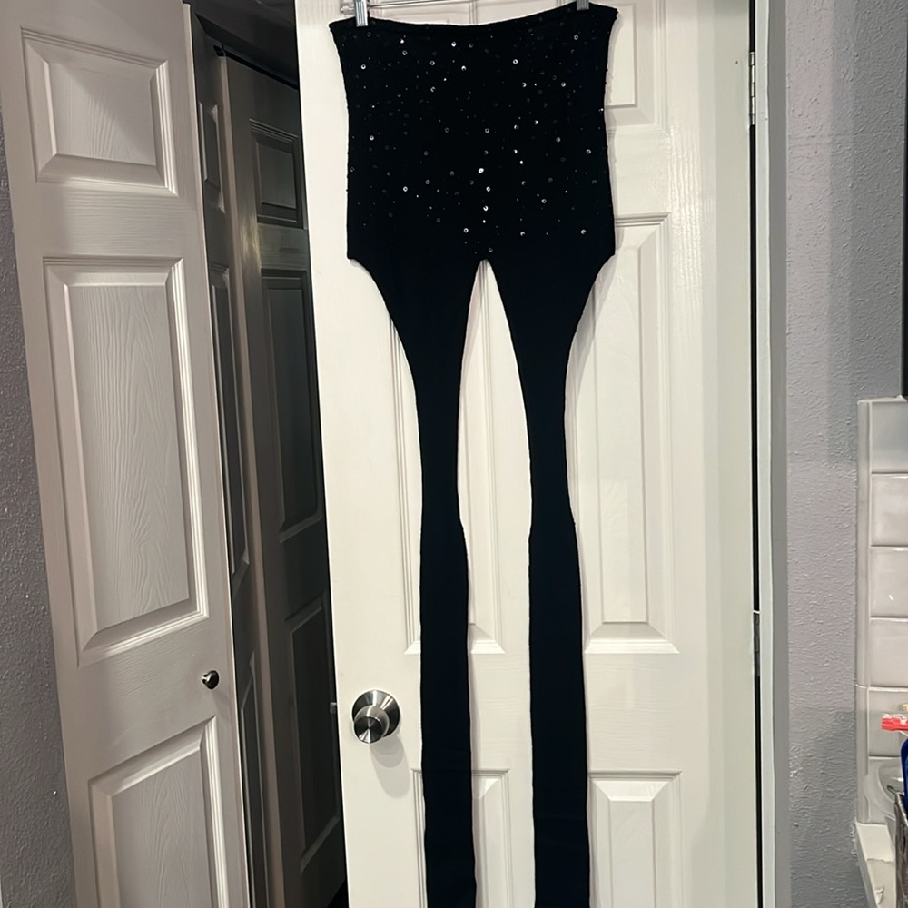 MODA International Black Sequin & Beads Embellished Sleeveless & Backless Top. - Picture 14 of 15